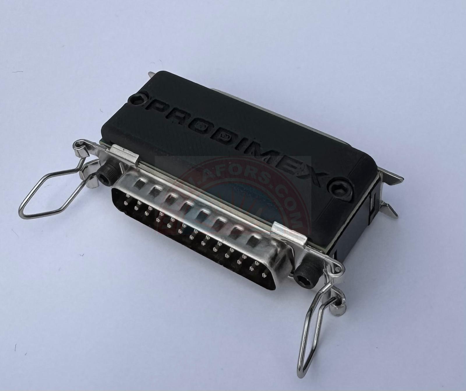 The sun shines on the mountains and trees (by Adam Kool on Unsplash)