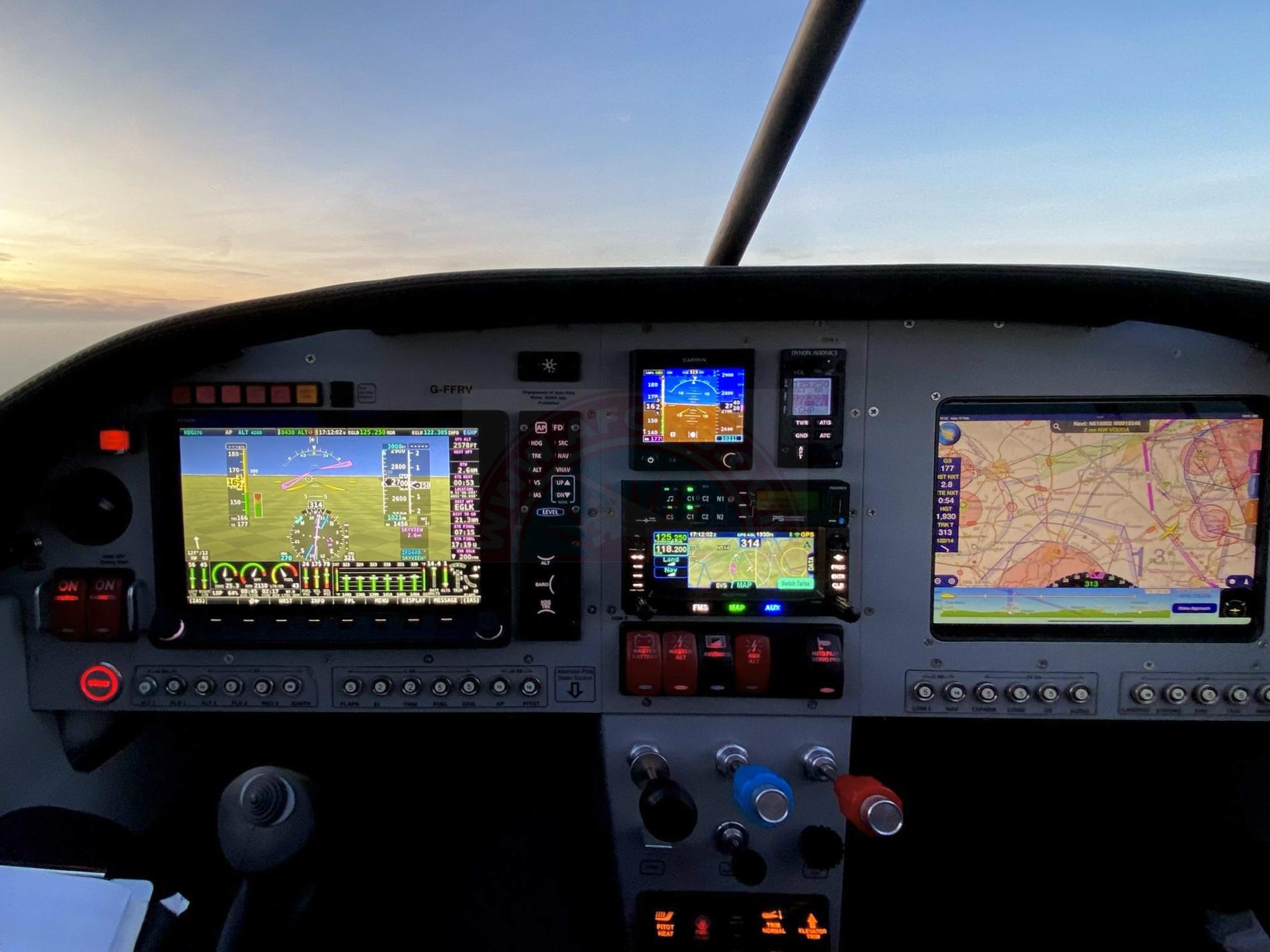 The sun shines on the mountains and trees (by Adam Kool on Unsplash)