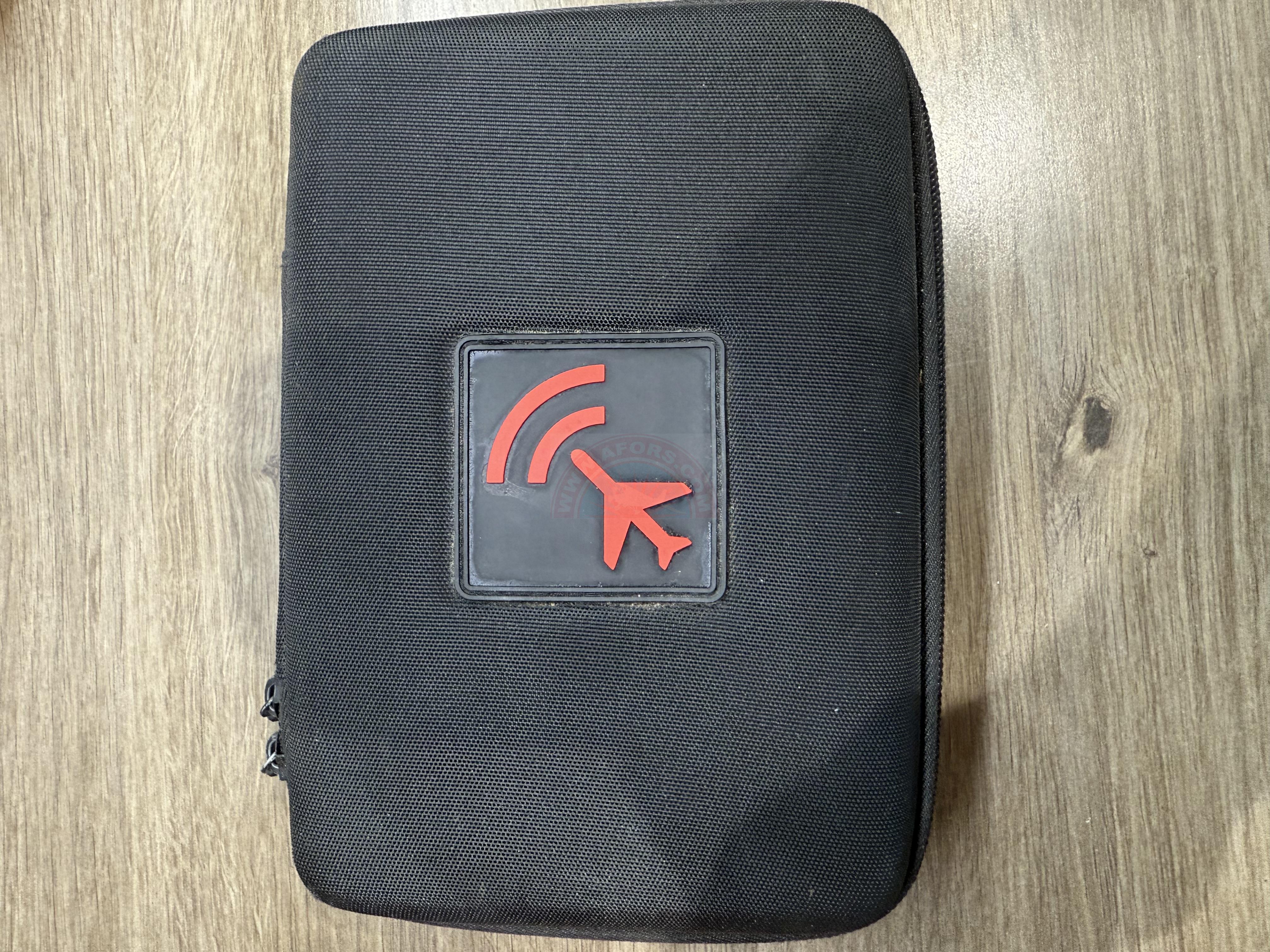 The sun shines on the mountains and trees (by Adam Kool on Unsplash)