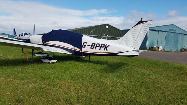 PAPA28 151 Piper Warrior to be sold with new annual. Leather int