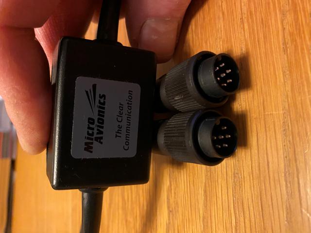 MM016C connector