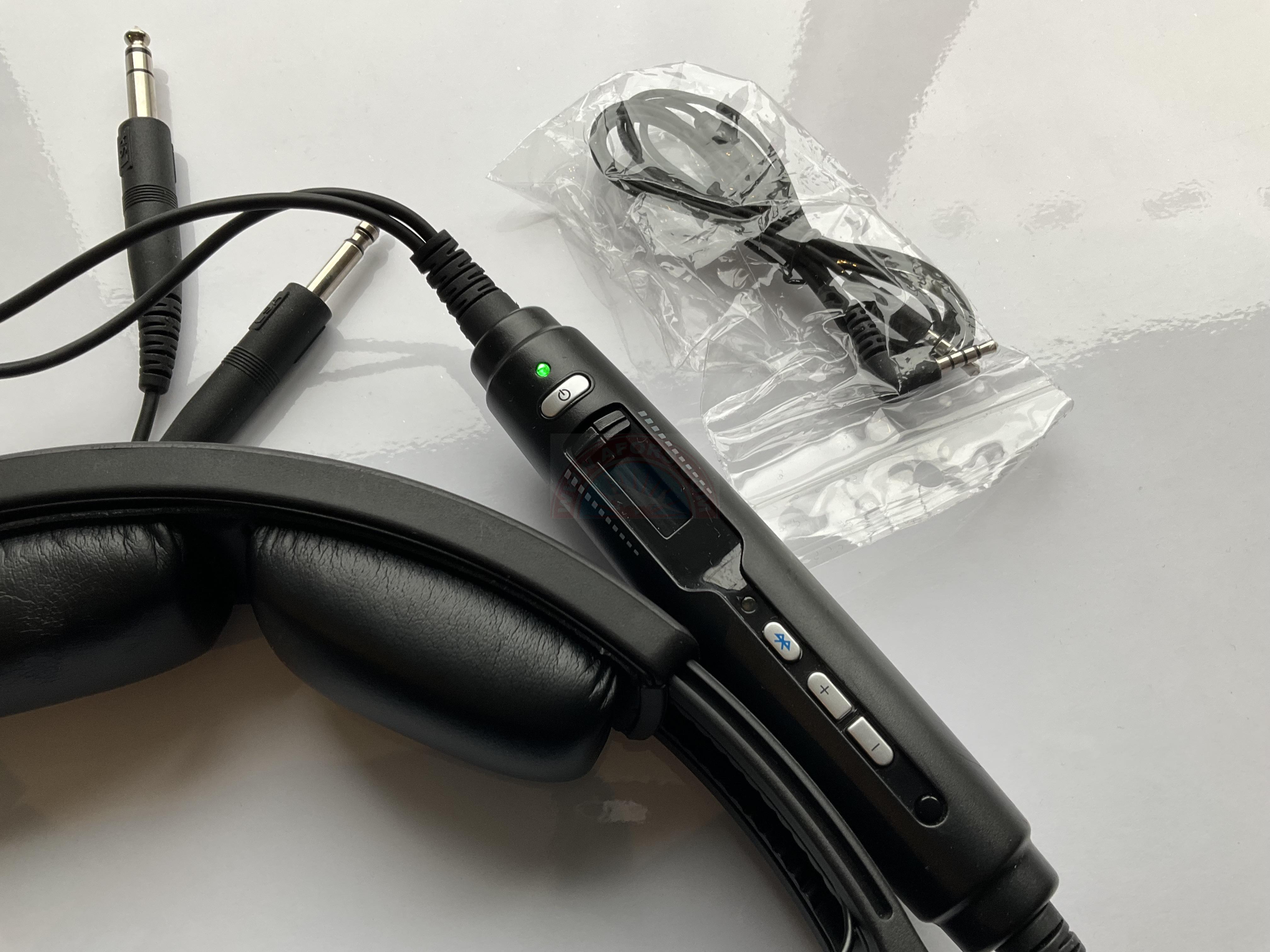 The sun shines on the mountains and trees (by Adam Kool on Unsplash)