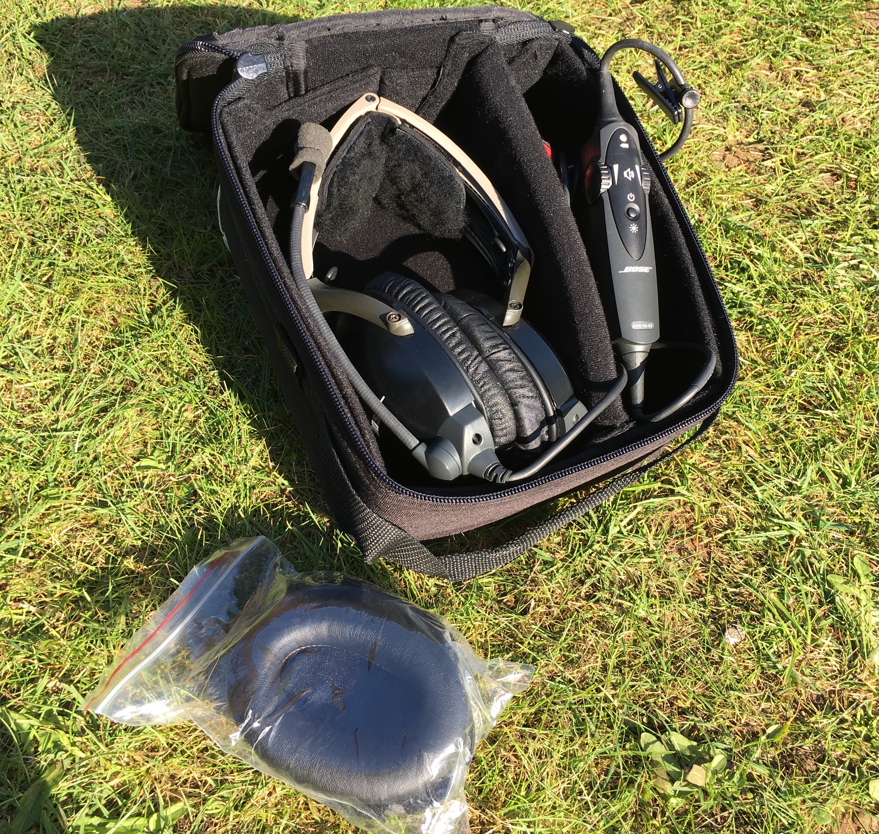 Bose X noise cancelling headset afors advert No46489