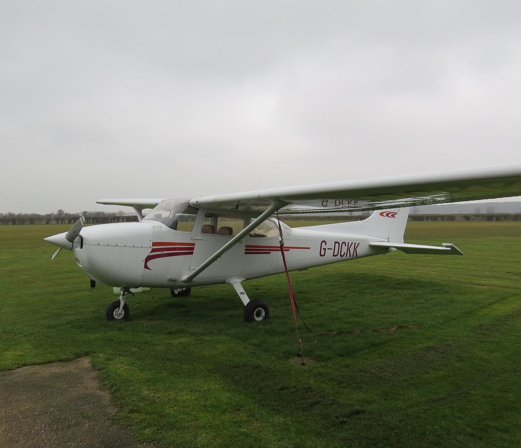 C172 GDCKK 3x 1/5 shares for sale (Elstree) afors advert No49704